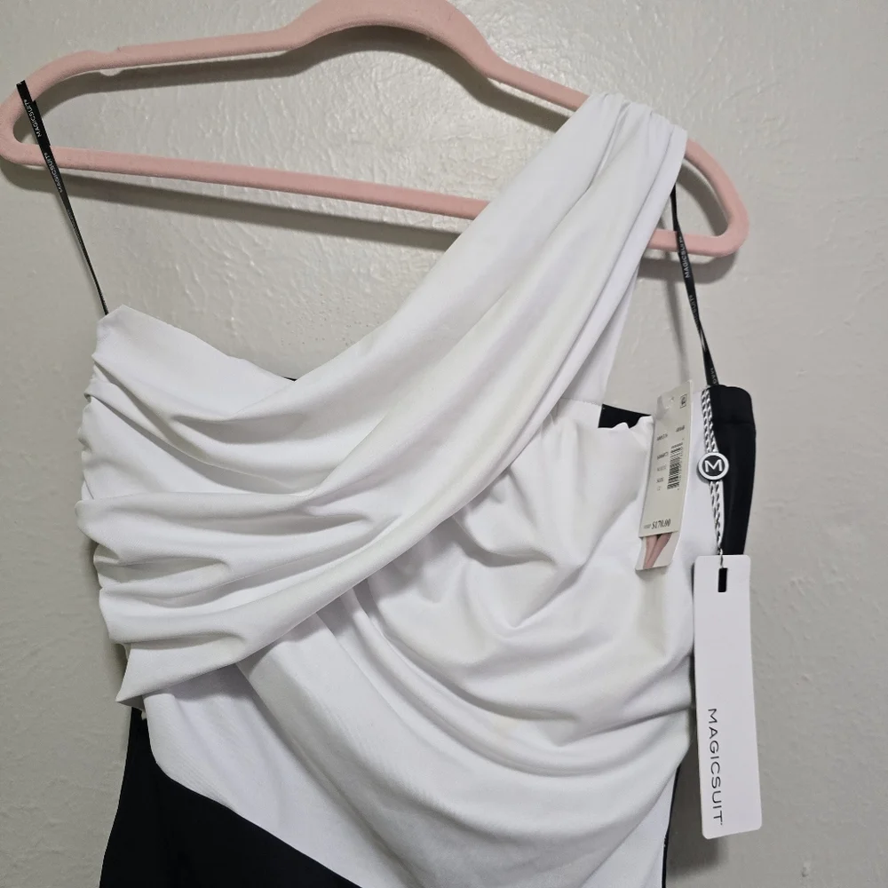 Magicsuit Solids Goddess Color Block Convertible One Shoulder One Piece Swimsuit - Picture 3 of 9